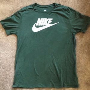 Nike T-shirt